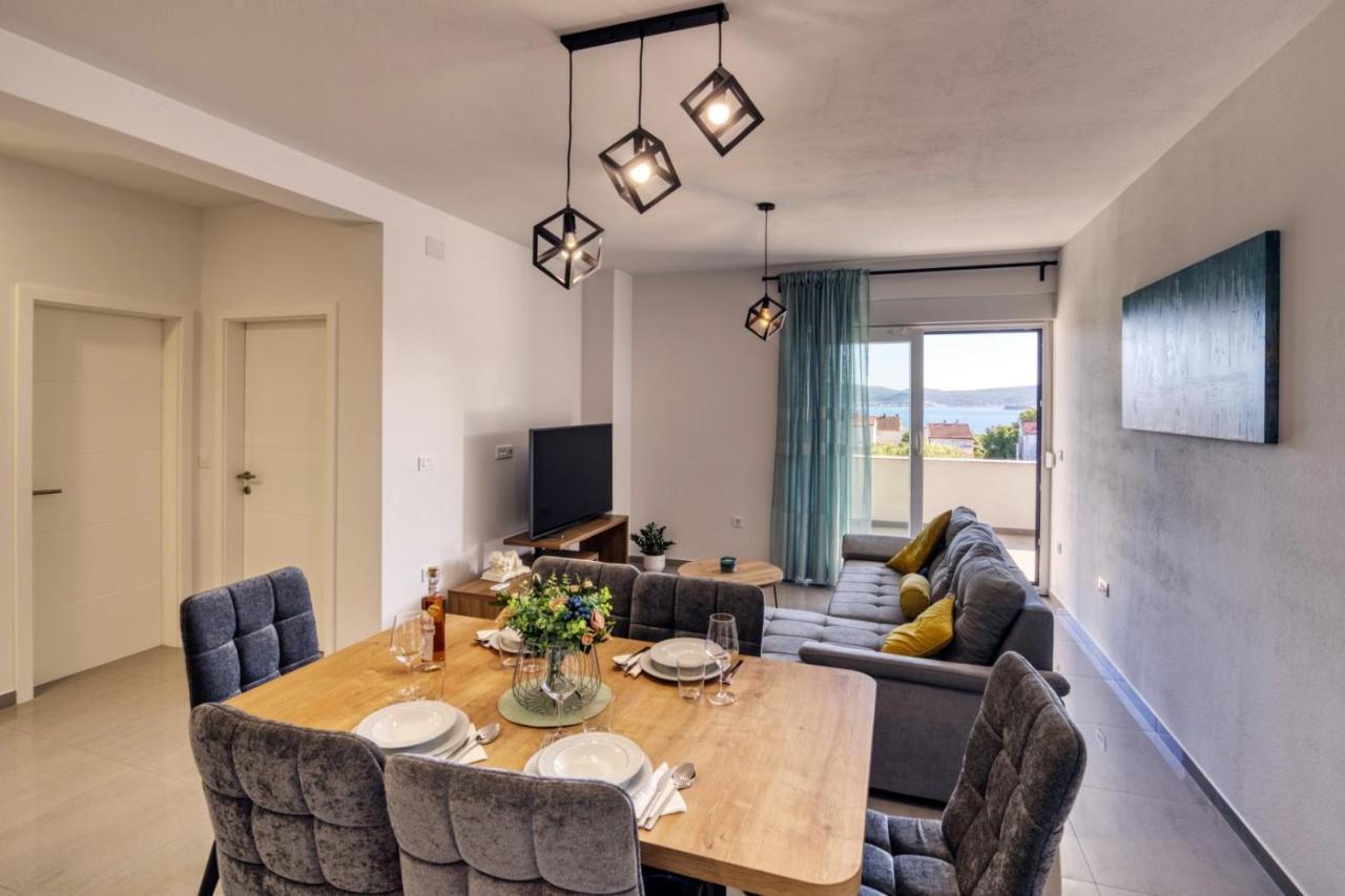 Crowonder Sun Dance Apartments With Heated Swimming Pool Seaview And Garden Sveti Filip i Jakov Extérieur photo