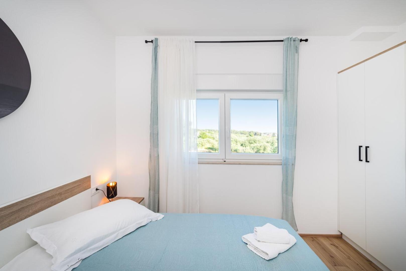 Crowonder Sun Dance Apartments With Heated Swimming Pool Seaview And Garden Sveti Filip i Jakov Extérieur photo